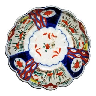 Antique Japanese Imari Scalloped Bowl For Sale