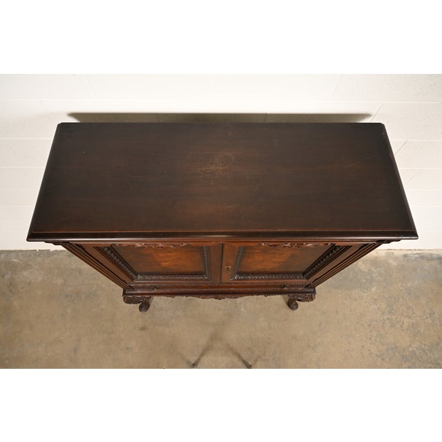 Berkey & Gay Style Antique Chippendale Carved Walnut and Burl Wood Bookcase or Bar Cabinet, Circa 1920s For Sale - Image 15 of 18