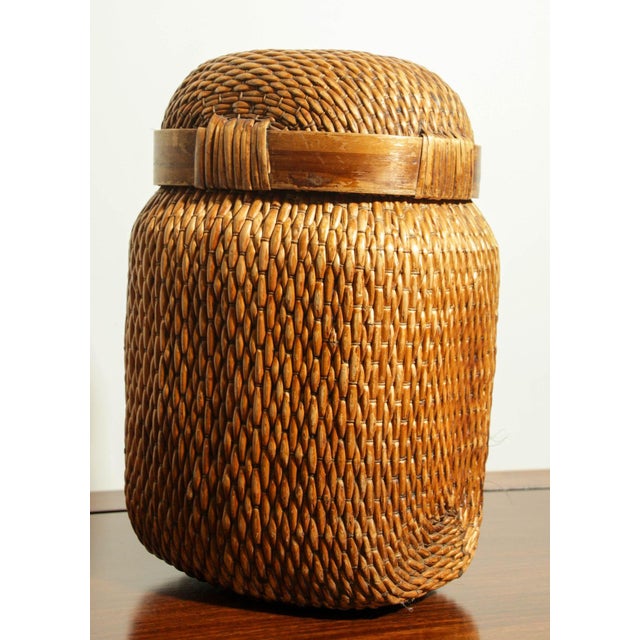 Vintage Chinese Willow Woven Fisherman Basket Asian Storage Container For Sale In Palm Springs - Image 6 of 11