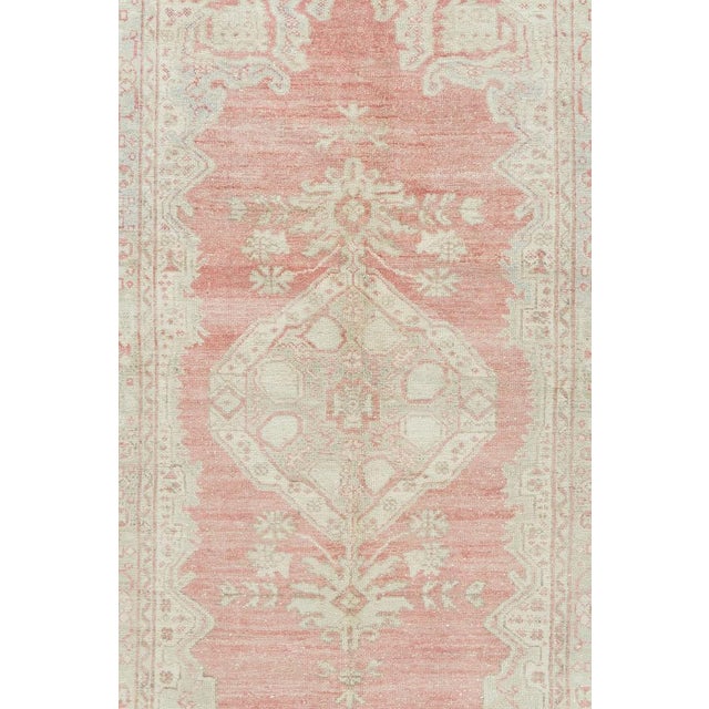 Turkish Vintage Circa 1940 Turkish Oushak Rug 4ft 1in X 7ft 7in For Sale - Image 3 of 7