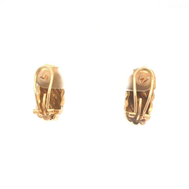 Modern Late 20th Century Pair of Gold Shrimp Earrings For Sale - Image 3 of 3
