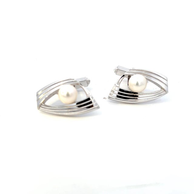 Contemporary 1990s Mikimoto Estate Akoya Pearl Mens Cufflinks 7 mm Silver, 2 pieces For Sale - Image 3 of 9