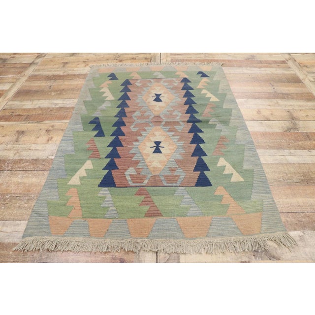 Textile Vintage Persian Shiraz Kilim Rug, 03'11 X 05'07 For Sale - Image 7 of 9