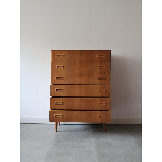 Vintage Danish Oak Chest of Drawers, 1960s, in Worn conditions. Designed 1960 to 1969