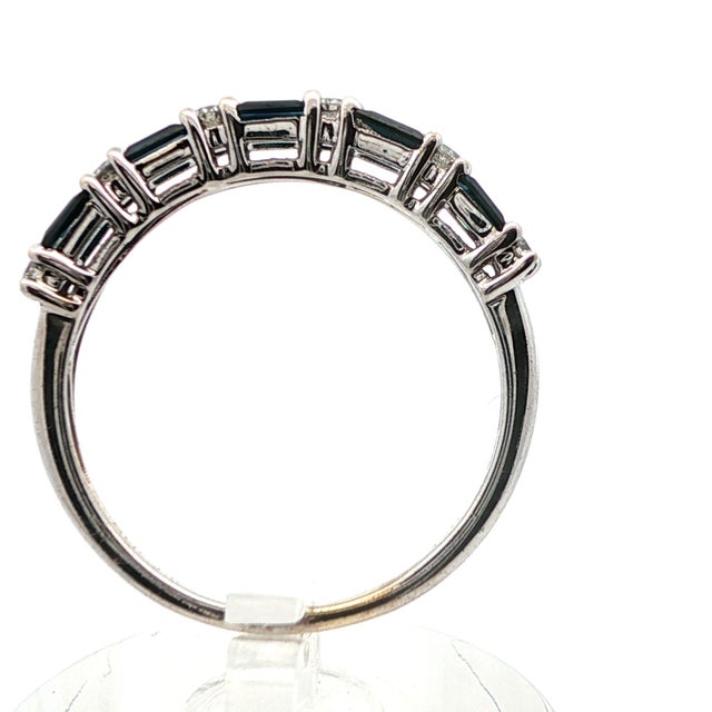 1980s 14k White Gold Natural Sapphire & Diamond Band Ring, Size 7.5 For Sale - Image 10 of 10