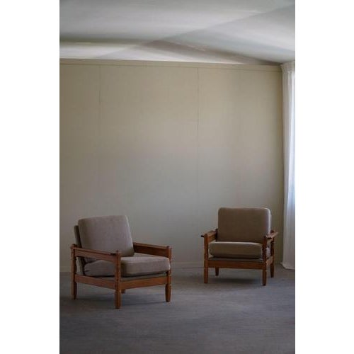 Set of Danish Modern Lounge Chairs in Oak & Linen by Henning Kjærnulf, 1960s For Sale - Image 14 of 18