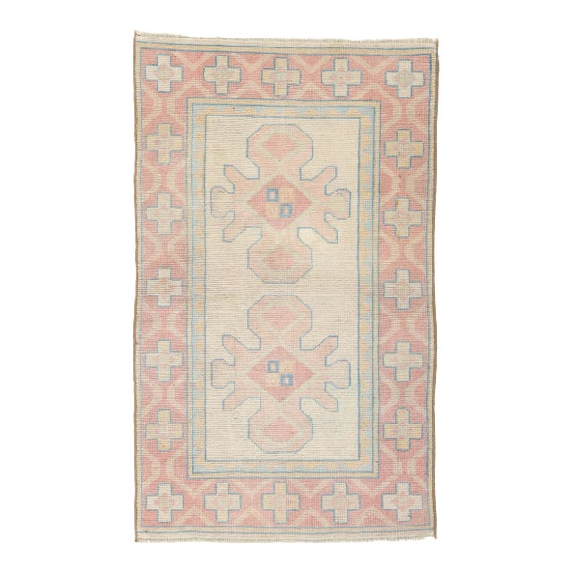 Vintage Turkish Pink Oushak Rug - 02'08 X 04'04 For Sale