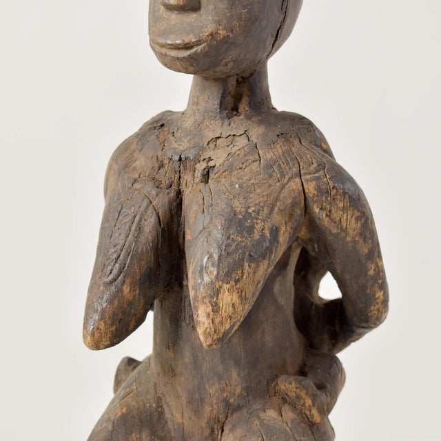 Early 20th Century Early 20th Century Senufo Female Mother and Child Figure Cote d'Ivoire For Sale - Image 5 of 12