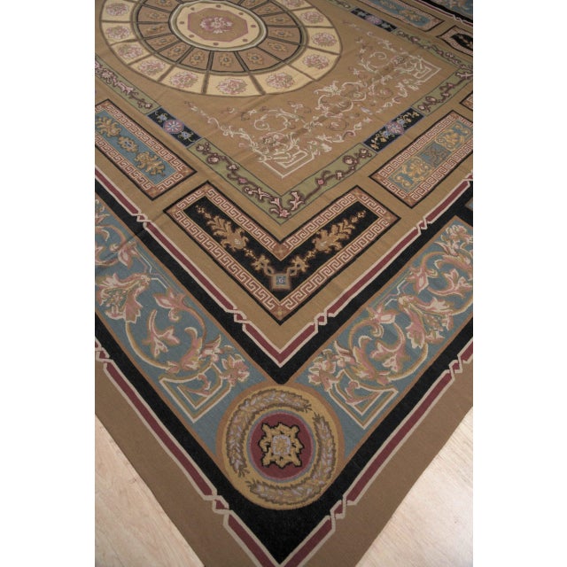 9x12 Vintage Aubusson Flat Weave Wool Rug, Neoclassical Compass Medallion For Sale - Image 9 of 12