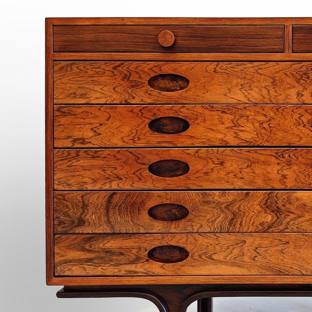 Country of Manufacture Italy Identifying Marks This piece has an attribution mark Style Mid-Century Detailed Condition...