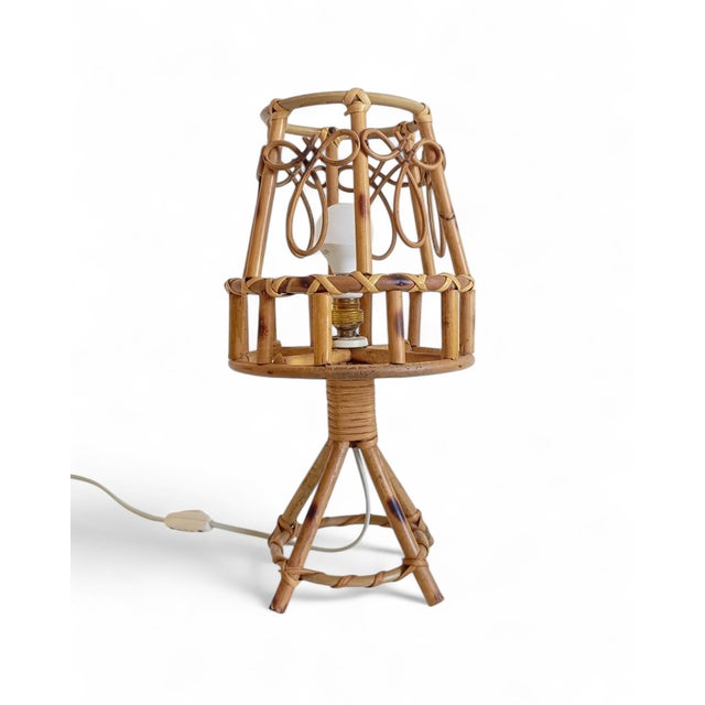 1960s Mid-Century Bamboo Rattan Table Lamp in the style of Louis Sognot, 1960s For Sale - Image 5 of 15