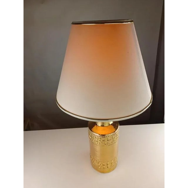 Bitossi Gold Glazed Table Lamp with Decorative Hand Incised Bands from Bitossi, 1960s For Sale - Image 3 of 8
