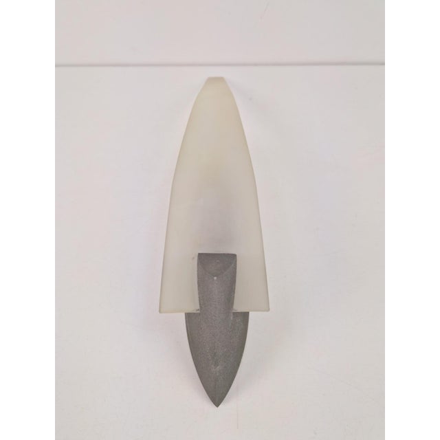 Zebulon Wall Lamp attributed to Studio Zebulon for Maison Lucien Gau Paris 80, 1980s For Sale - Image 4 of 6
