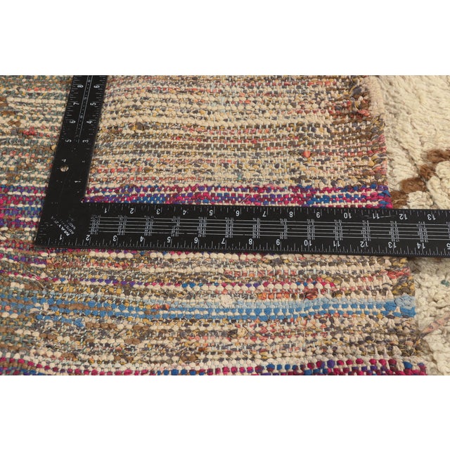 Textile Vintage Azilal Boucherouite Moroccan Rug, 02'06 X 06'07 For Sale - Image 7 of 10
