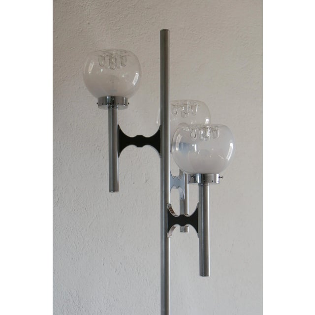 1970s Italian 3-Light Floor Lamp by Gaetano Sciolari for Mazzega, 1970s For Sale - Image 5 of 18