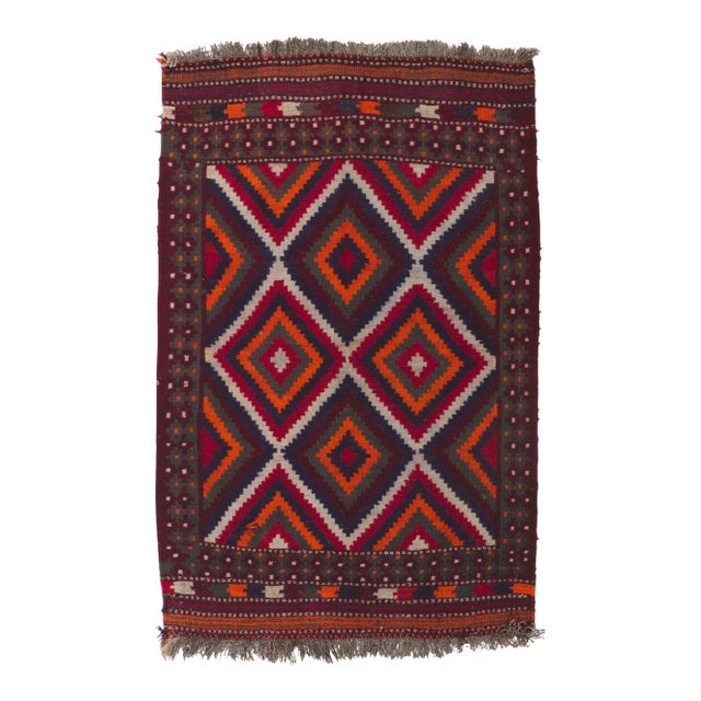 Late 20th Century Vintage Persian Shiraz Kilim Rug, 03'08 X 05'07 For Sale