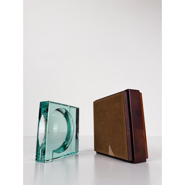 Brown Mid-Century Italian Green Cut Glass and Leather Ashtray in the style of Fontana Arte, 1970s For Sale - Image 8 of 16
