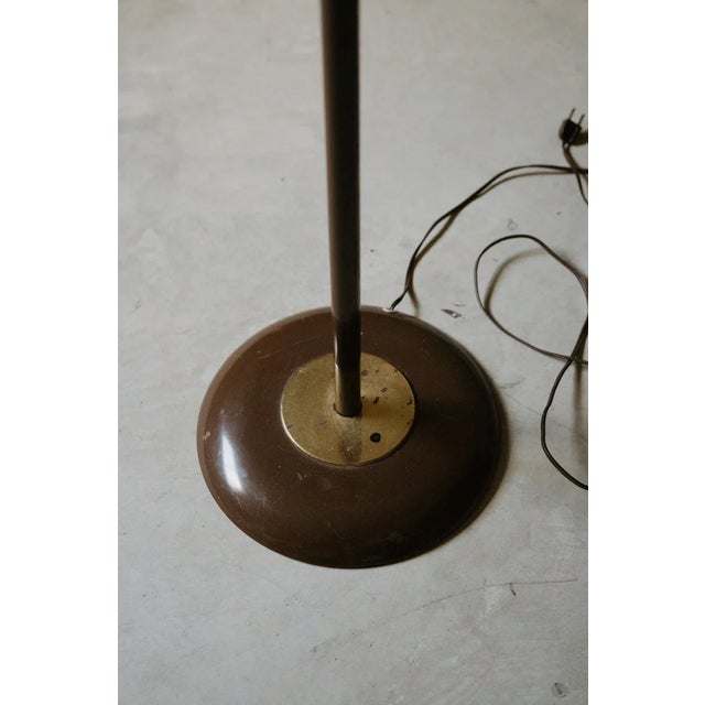1960s Gerald Thurston for Lightolier, Triennale Floor Lamp For Sale In Savannah - Image 6 of 6