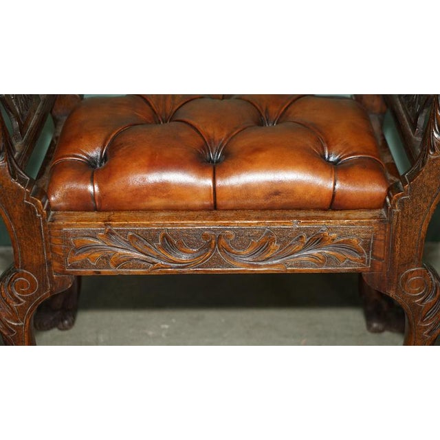 Brown Victorian Carved Hardwood and Brown Leather Chesterfield Window Seat, 1890 For Sale - Image 8 of 18