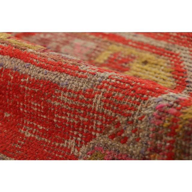 Textile Vintage Samarkand Rug in Red With Geometric Medallions - Rug & Kilim For Sale - Image 7 of 8