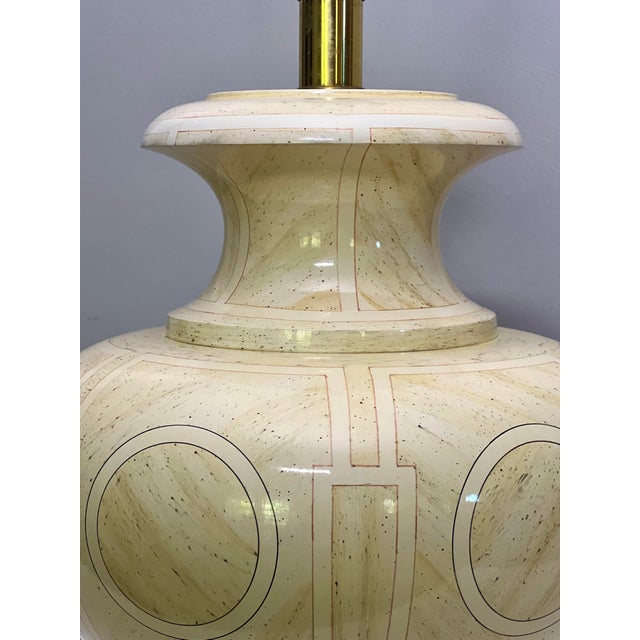 Ivory 1970s Jean Roger Style Ivory White Lacquered Wood Urn Table Lamps For Sale - Image 8 of 11