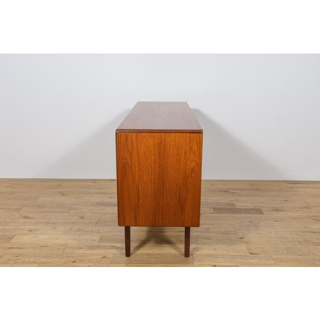 1960s Mid-Century Modern Teak Sideboard by Victor Wilkins for G-Plan, 1960s For Sale - Image 5 of 18