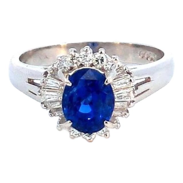 1.88 Carat Blue Sapphire Platinum Ring, Size 6.5 For Sale