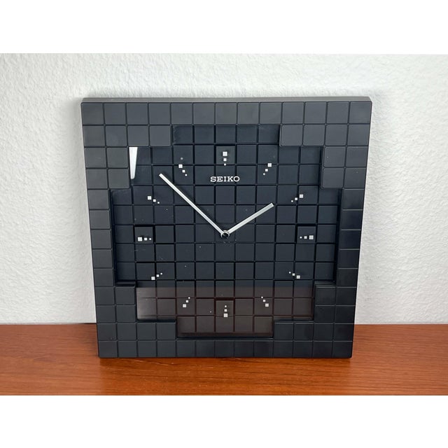 Vintage Cube Wall Clock from Seiko, Japan, 1980s For Sale - Image 17 of 18