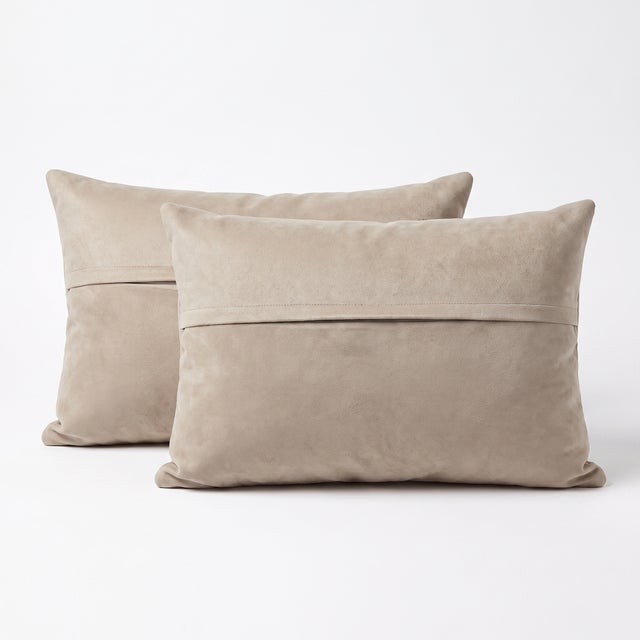 Turkish Lumbar Kilim Pillow Cover 16'' X 24'' - Set of Two For Sale - Image 4 of 4