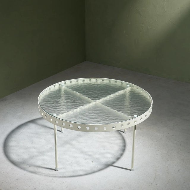 Circular Coffee Table in White Lacquered Steel and Glass Top by Janni van Pelt for Myhome, Netherlands, 1950s For Sale - Image 5 of 10