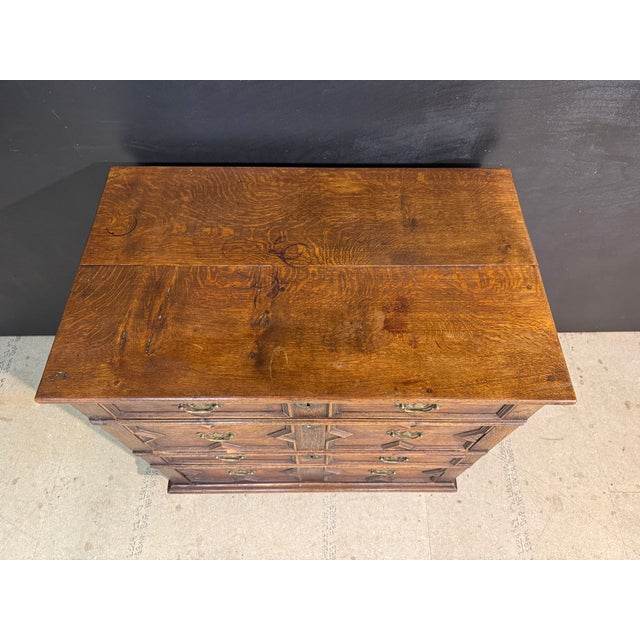 A lovely early English Oak Chest of Drawers from the late 18th Century. It has a lovely colour and patina from years of...
