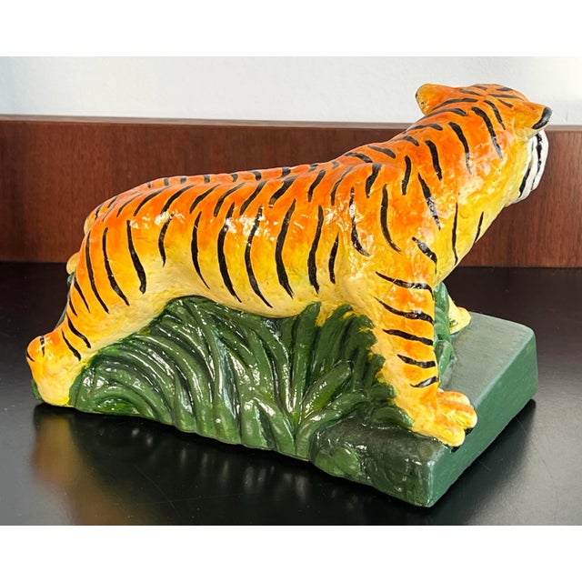 Vintage Bengal Gin Figural Tiger Trade Advertising Display / Bottle Coaster For Sale In Providence - Image 6 of 8