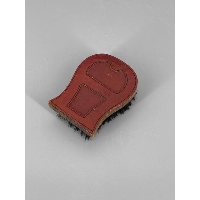 Gold Shoehorn and Brush in Brass by Etienne Aigner, 1970s, Set of 2 For Sale - Image 8 of 14