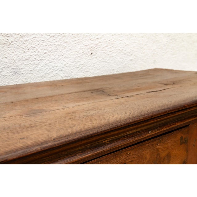 18th Century English Highboy Dresser For Sale In Los Angeles - Image 6 of 11