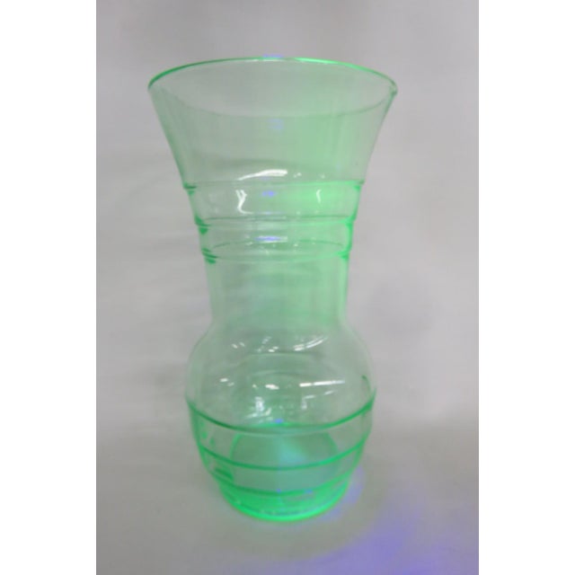 Early 20th Century Depression Era Large Green Uranium Glass Vase Ribbed Style With Flared Rim 4868b For Sale - Image 5 of 11