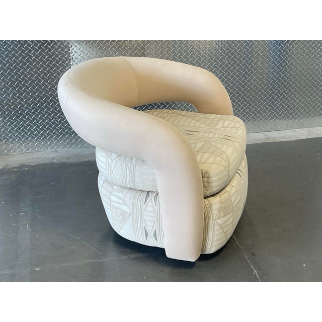 Bassett Furniture Targa Swivel Chairs by Bassett Furniture, a Pair, Postmodern, in the Style of Vladimir Kagan, Late 20th Century For Sale - Image 4 of 12