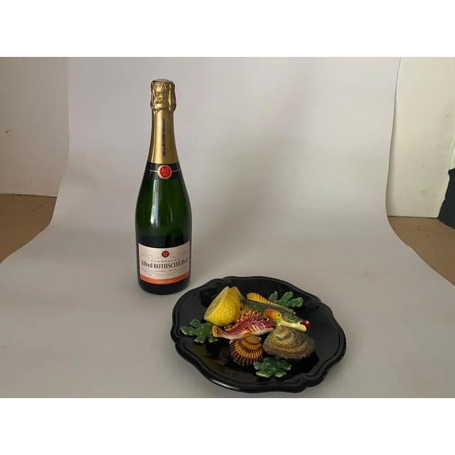 Black Majolica Fish Ornamental Plate Salins in Black, Yellow and Red, 1960s For Sale - Image 8 of 9