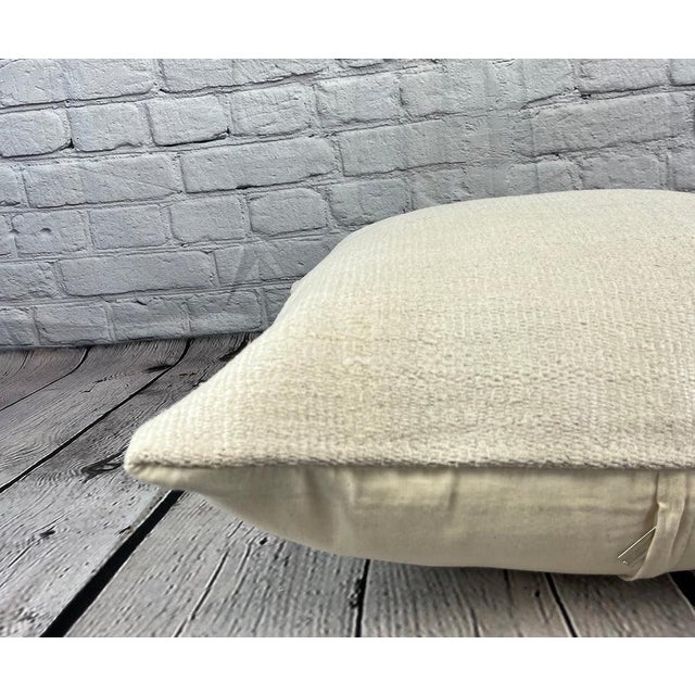 20 x 20 Hemp Pillow Turkish Cushion Natural Grayish White Pillow Cushion Cover For Sale - Image 4 of 4
