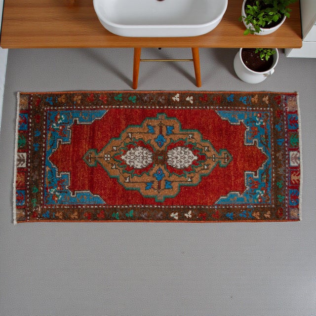 Turkish 1970s Hand Knotted Red & Blue Turkish Rug For Sale - Image 3 of 13
