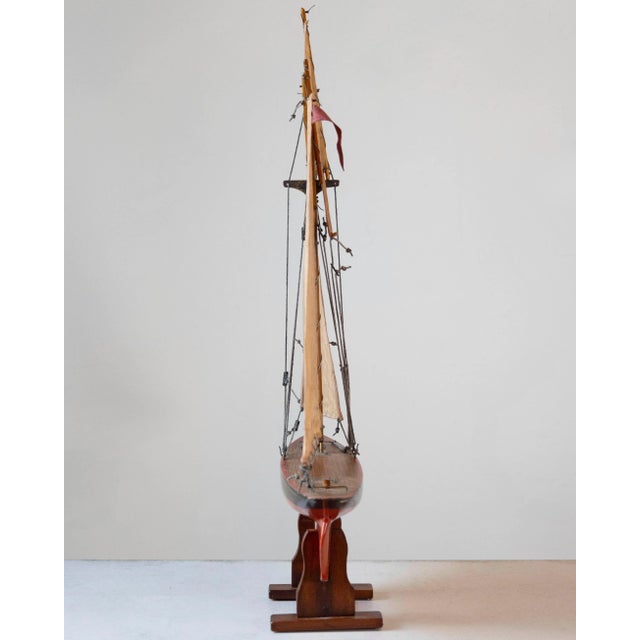 A beautifully crafted early 20th-century pond yacht, attributed to the famed London-based retailer Gamage’s. This gaff-...