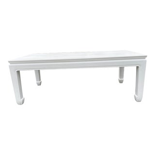 Mid-Century Ming Chinoiserie Cocktail Table in White For Sale