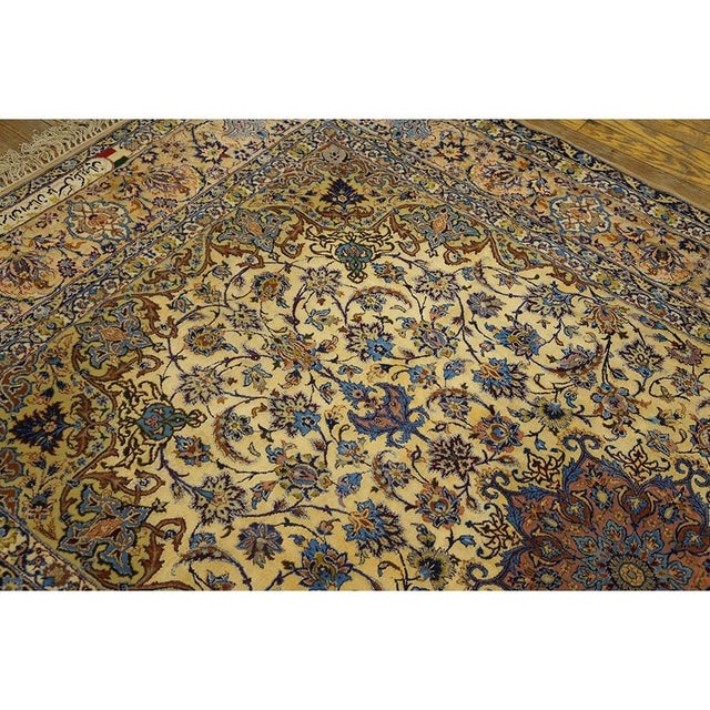 1940s Traditional Mid Century Modern Beige Floral 4 Star Isfahan Handknotted Silk Rug For Sale - Image 5 of 7