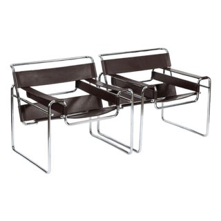 Mid Century Dark Brown Leather Wassily Arm Chairs by Marcel Breuer for Knoll, Signed, 1960s For Sale