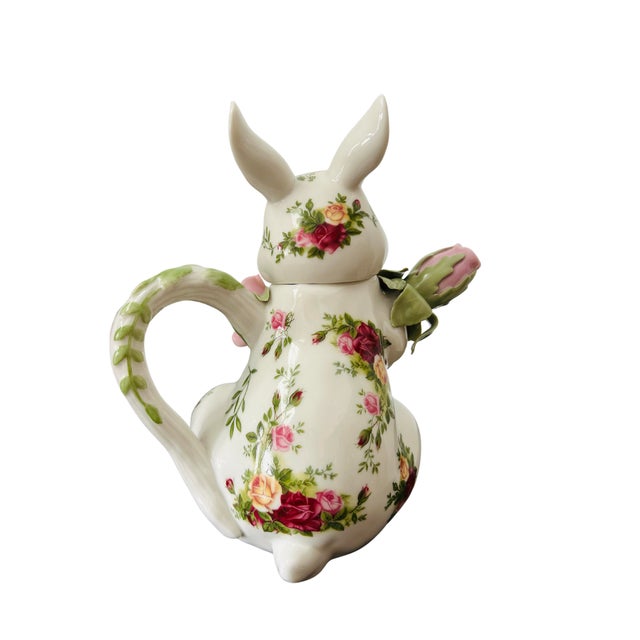 Royal Doulton Vintage Royal Doulton for Royal Albert Old Country Roses Bunny Teapot – Fine Bone China Rabbit Teapot For Sale - Image 4 of 13