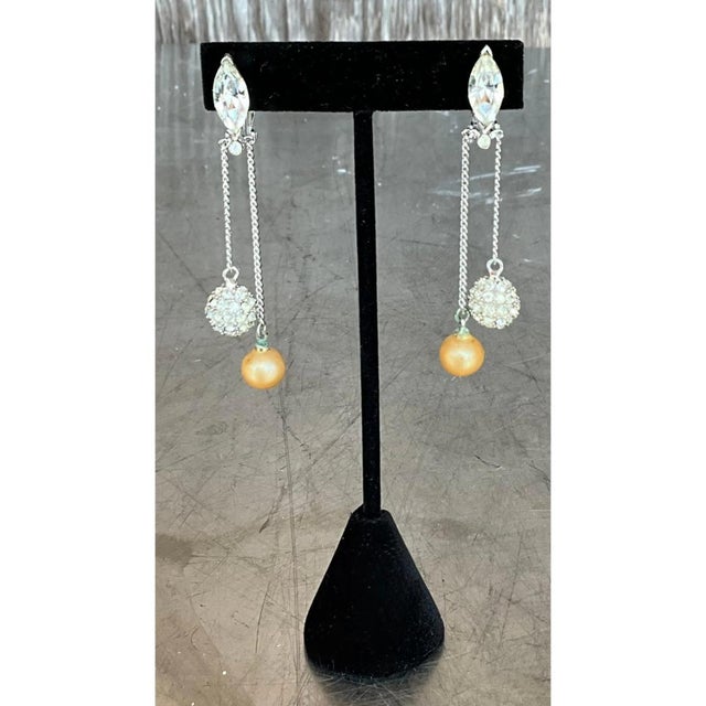 Vintage Pearl Drop Clip on Earrings For Sale In West Palm - Image 6 of 12