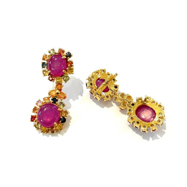 Bochic "Orient" Vintage Ruby & Multi Sapphire Earrings Set In 18K Gold & Silver For Sale - Image 11 of 18
