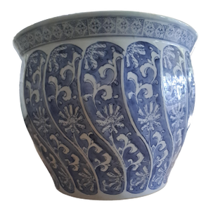 Vintage Large Chinese Glazed Ceramic Blue & White Planter Floral Pot Fish Bowl