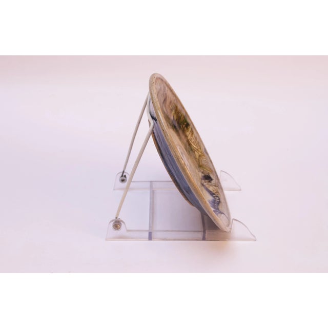 Pollack Figural Stoneware Decorative Plate For Sale - Image 4 of 10