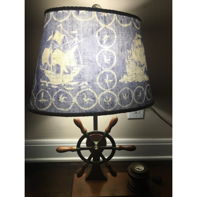 Sky Blue Vintage Mid-Century Ship Wheel Table Lamp With Brass Compass For Sale - Image 8 of 13