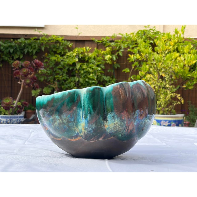 Tony Evans Vintage 1970s Tony Evans Signed Raku Pottery Centerpiece Bowl – Iridescent Peacock & Copper Luster (#73) For Sale - Image 4 of 12